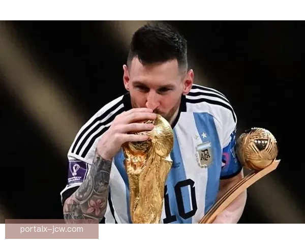 巴西边卫西西尼奥宣布退役回顾皇马岁月与巅峰助攻传奇落幕一代记忆 巴西边卫西西尼奥宣布退役回顾皇马岁月与巅峰助攻传奇落幕一代记忆