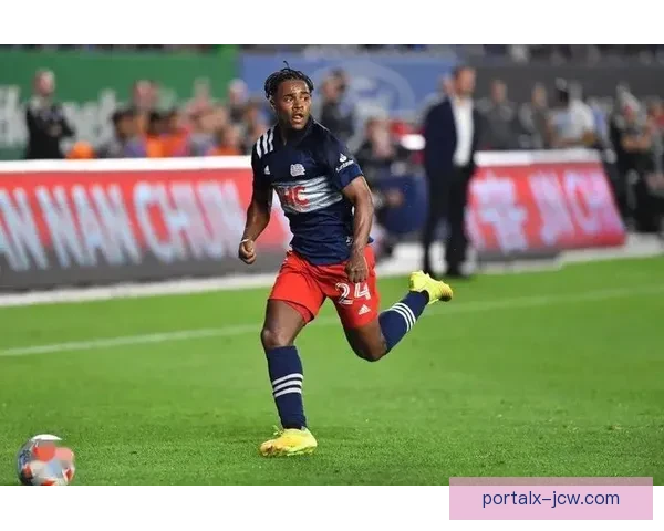 阿美利加主场鏖战费城联双方1比1握手言和比分胶着 阿美利加主场鏖战费城联双方1比1握手言和比分胶着