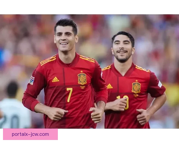 胡特尼克与尤尼亚斯凯尔涅维采战成平局双方实力对比分析 胡特尼克与尤尼亚斯凯尔涅维采战成平局双方实力对比分析